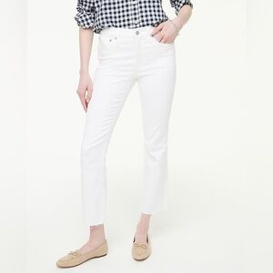 J Crew Flare crop white jean in signature stretch BO933